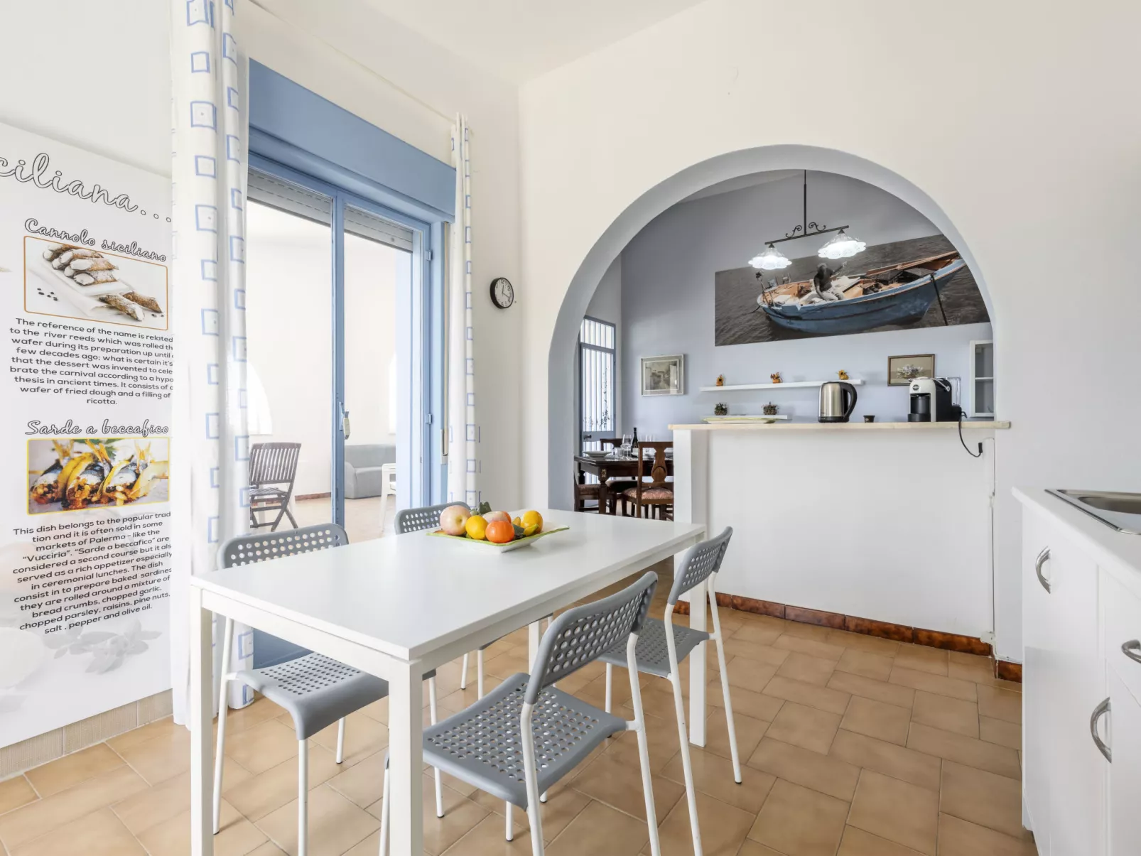 Terrazza sul Mare-Drinnen