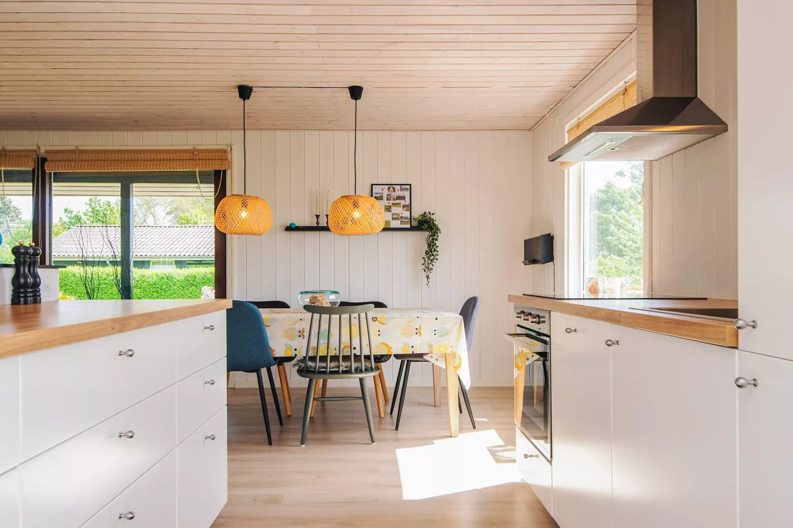 6 person holiday home in Juelsminde-Indoor