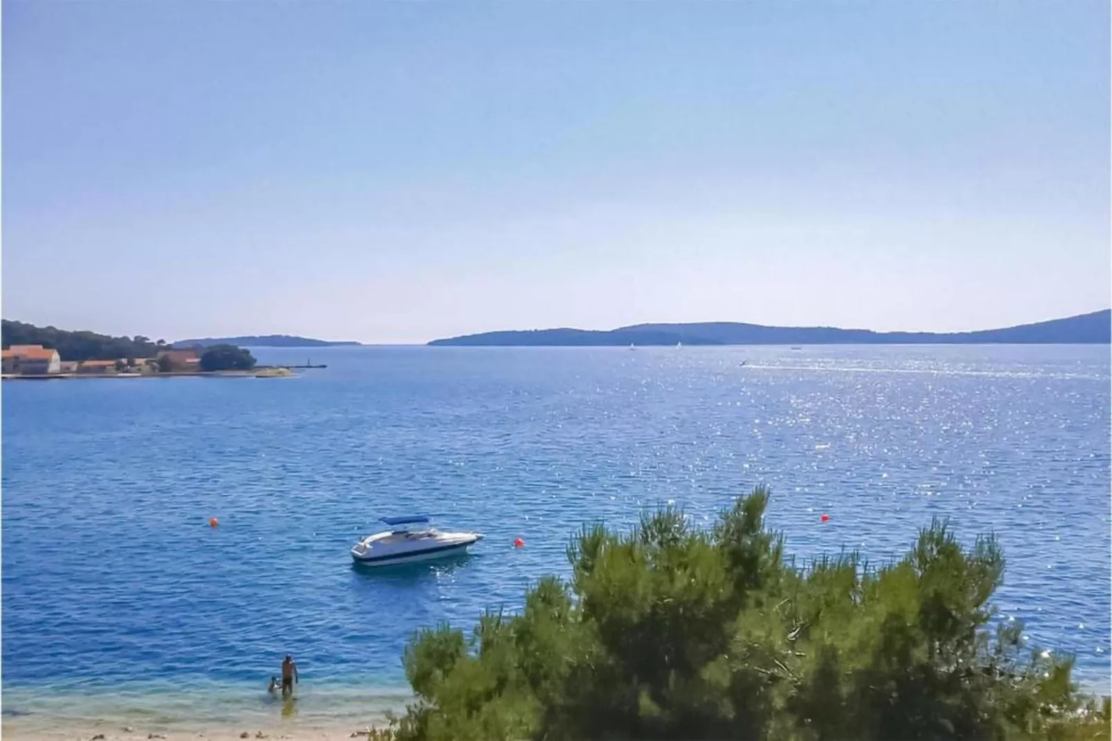 Apartments Gaj Brodarica - A8-Areas within 1km in summer