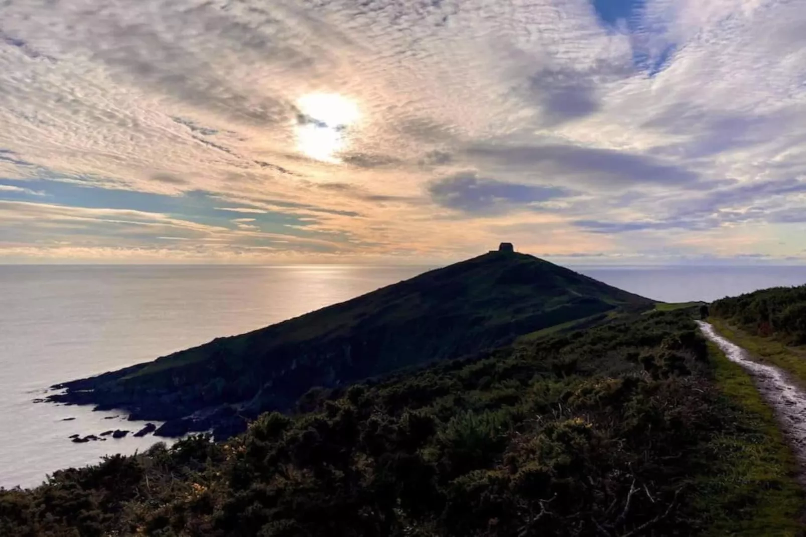 Nor Nour, Cawsand-Areas within 1km in summer