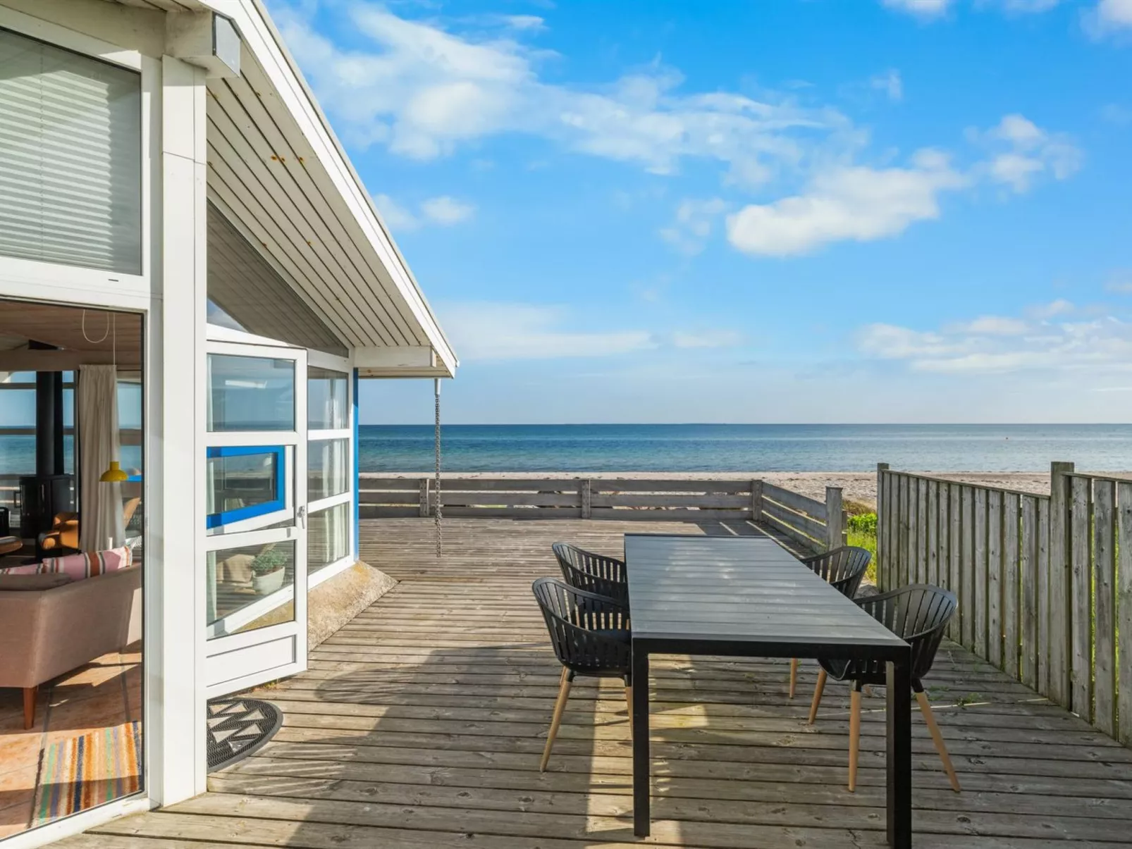 "Amila" - 10m from the sea-Draußen