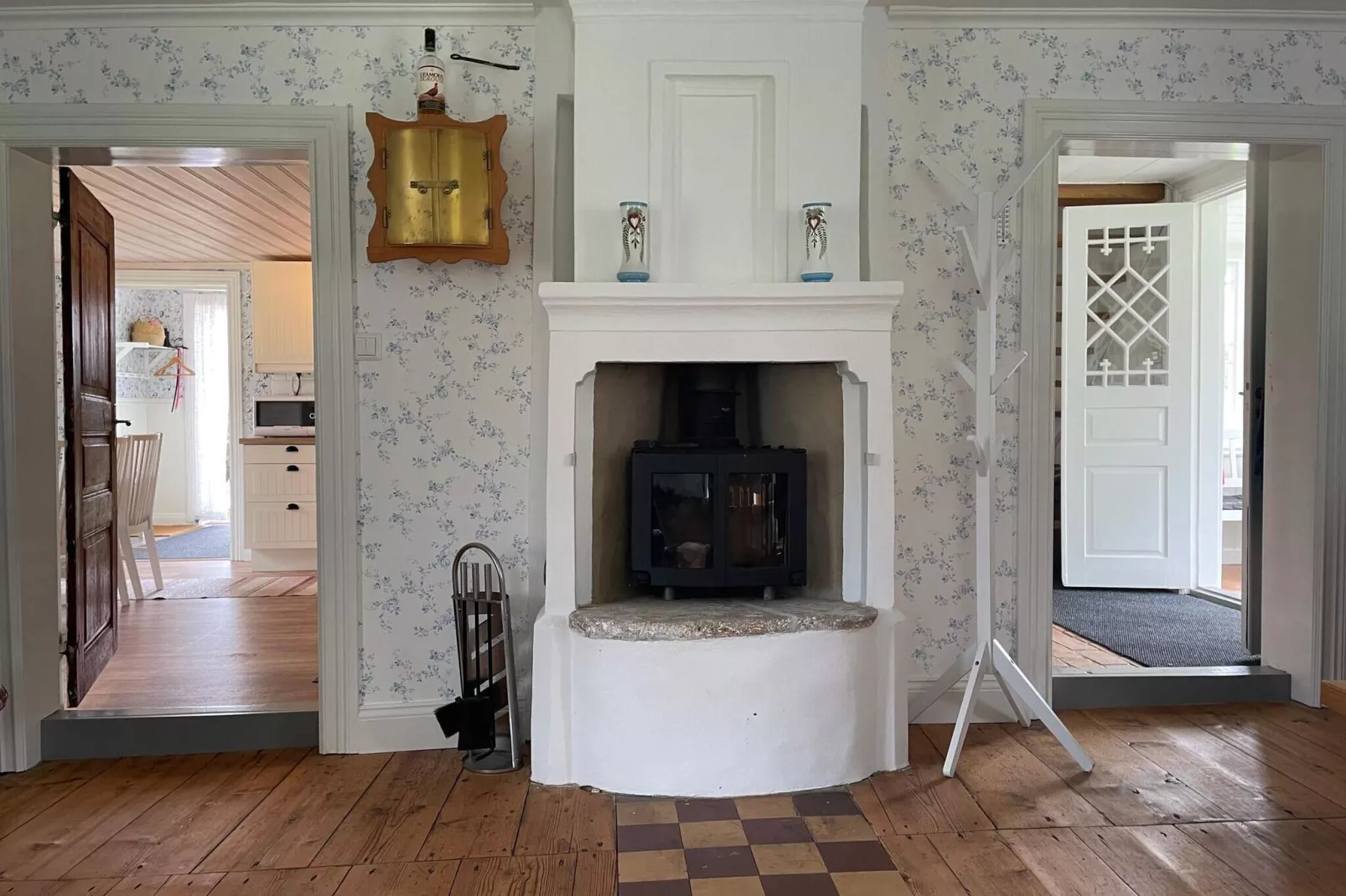 6 person holiday home in ULRICEHAMN-By Traum-Indoor