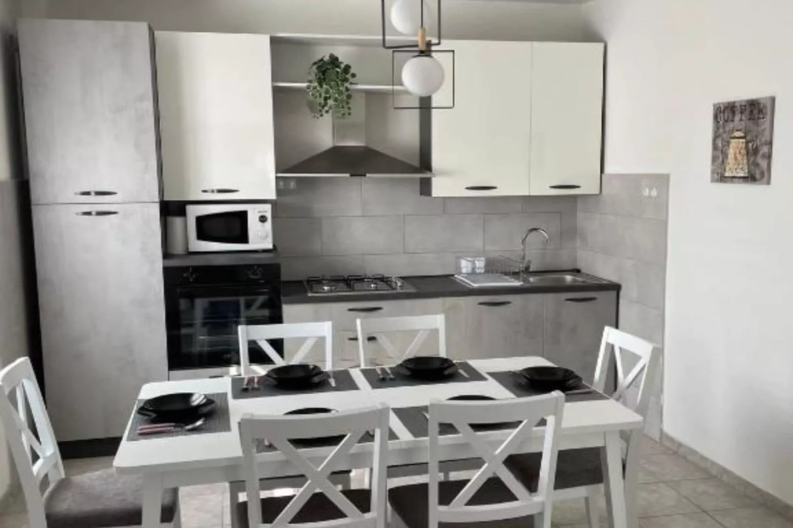 Apartment Megi - Two Bedroom Apartment with Balcony and Sea View