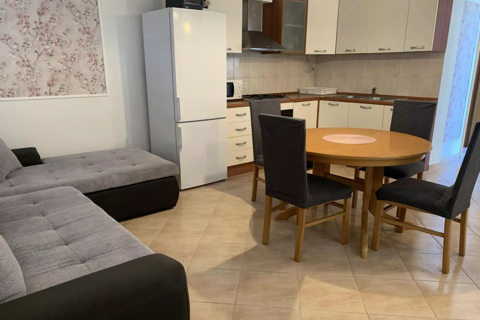 Apartments J&M 2 - One Bedroom Apartment with Terrace