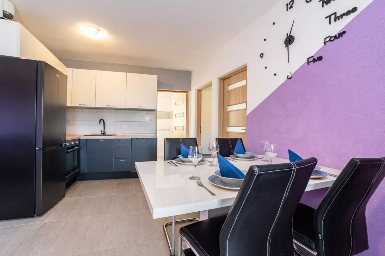 Apartments Robi & Kristina - Two Bedroom Apartment with Sea View A5