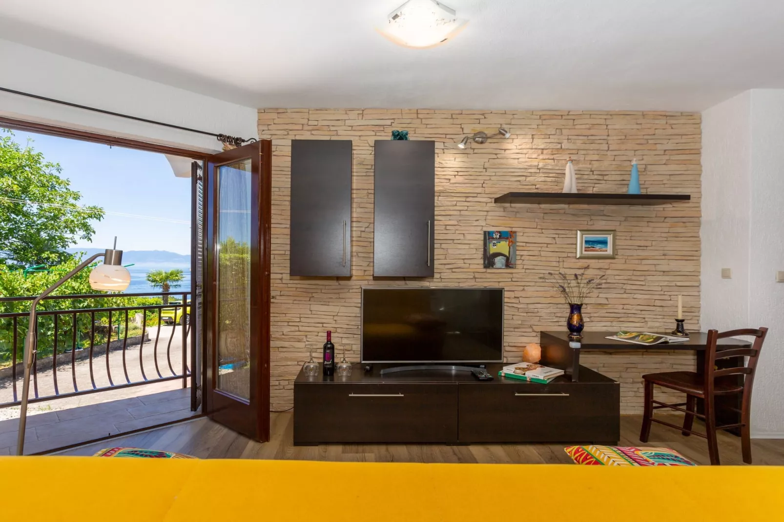 Apartment Anivija - One Bedroom Apartment with Terrace