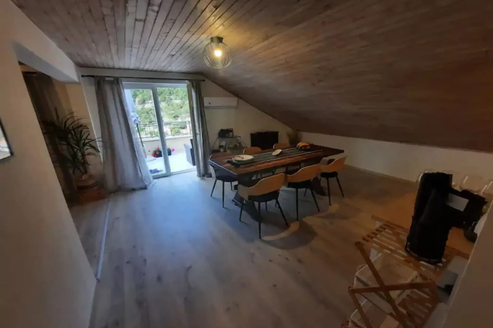 Two Bedroom Apartment With Sea  View