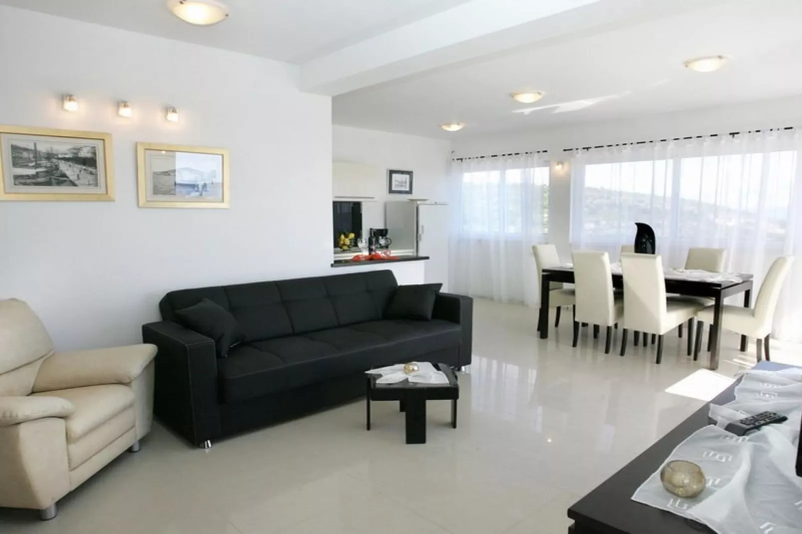 Okrug Gornji Luxurious Escape Villa with Pool - Five Bedroom Villa with Pool