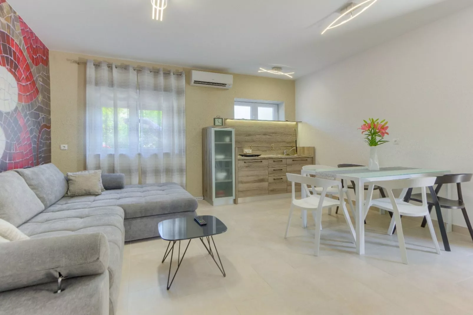 Majestic Kastel Stari Apartment with Terrace - Two Bedroom Apartment with Terrace