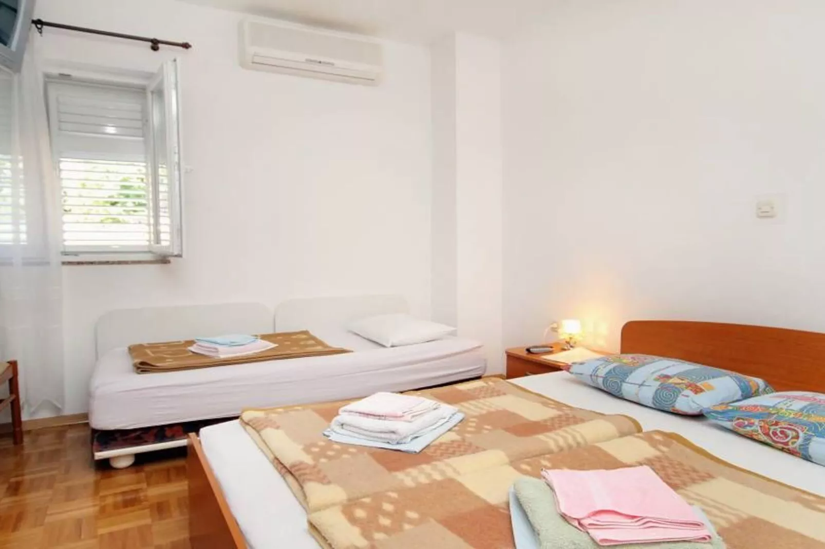 Apartments Bionda Senj - One Bedroom Apartment with Terrace 4