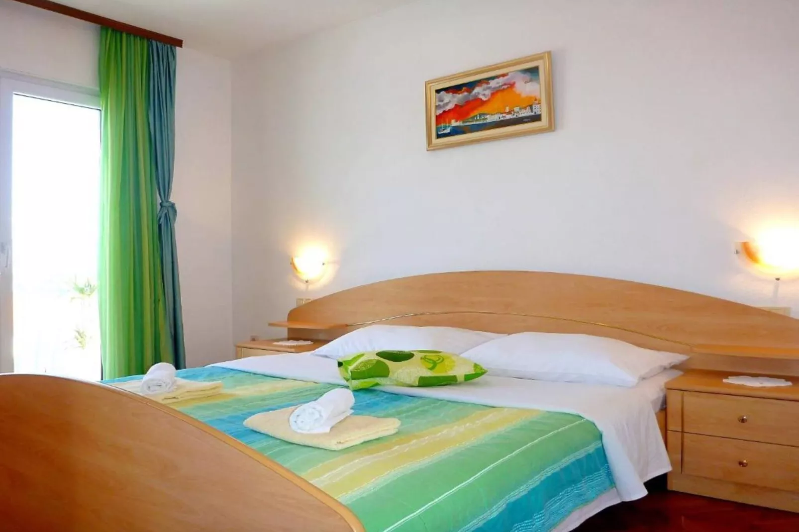 Beachfront Mastrinka Apartments with Sea View - Three Bedroom  Apartment with Terrace and Sea View