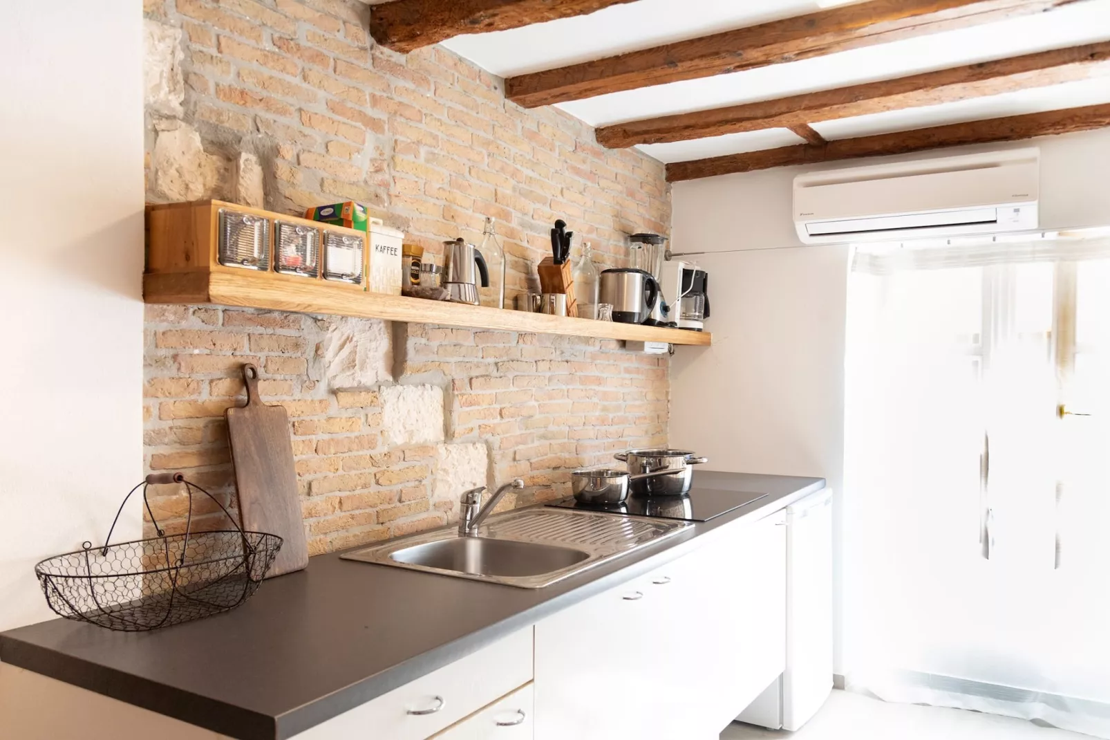 Rovinj City Haven - One Bedroom Apartment