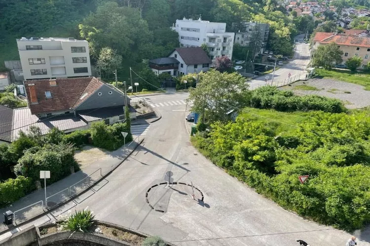Modern & Charming - Free Private Parking - One Bedroom Apartment