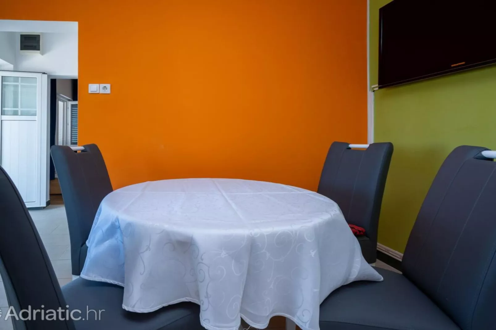 Holiday Home Violet - Three Bedroom Holiday Home