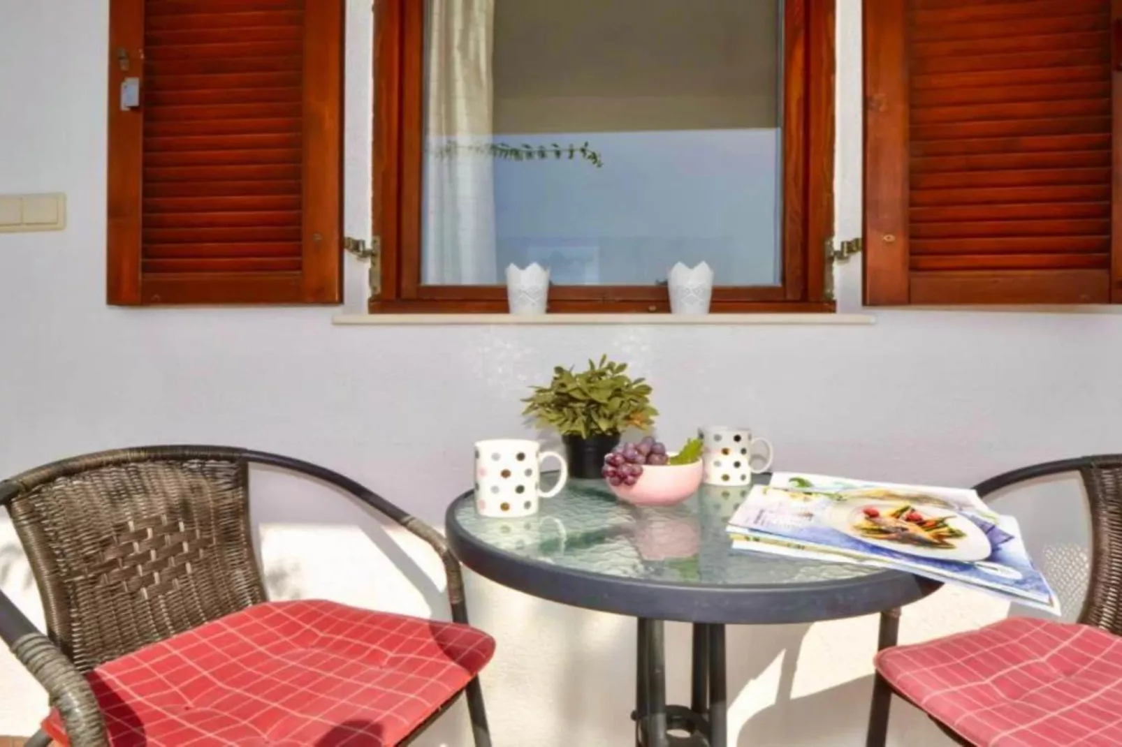 Apartments Nina - One Bedroom Apartment with Balcony A2