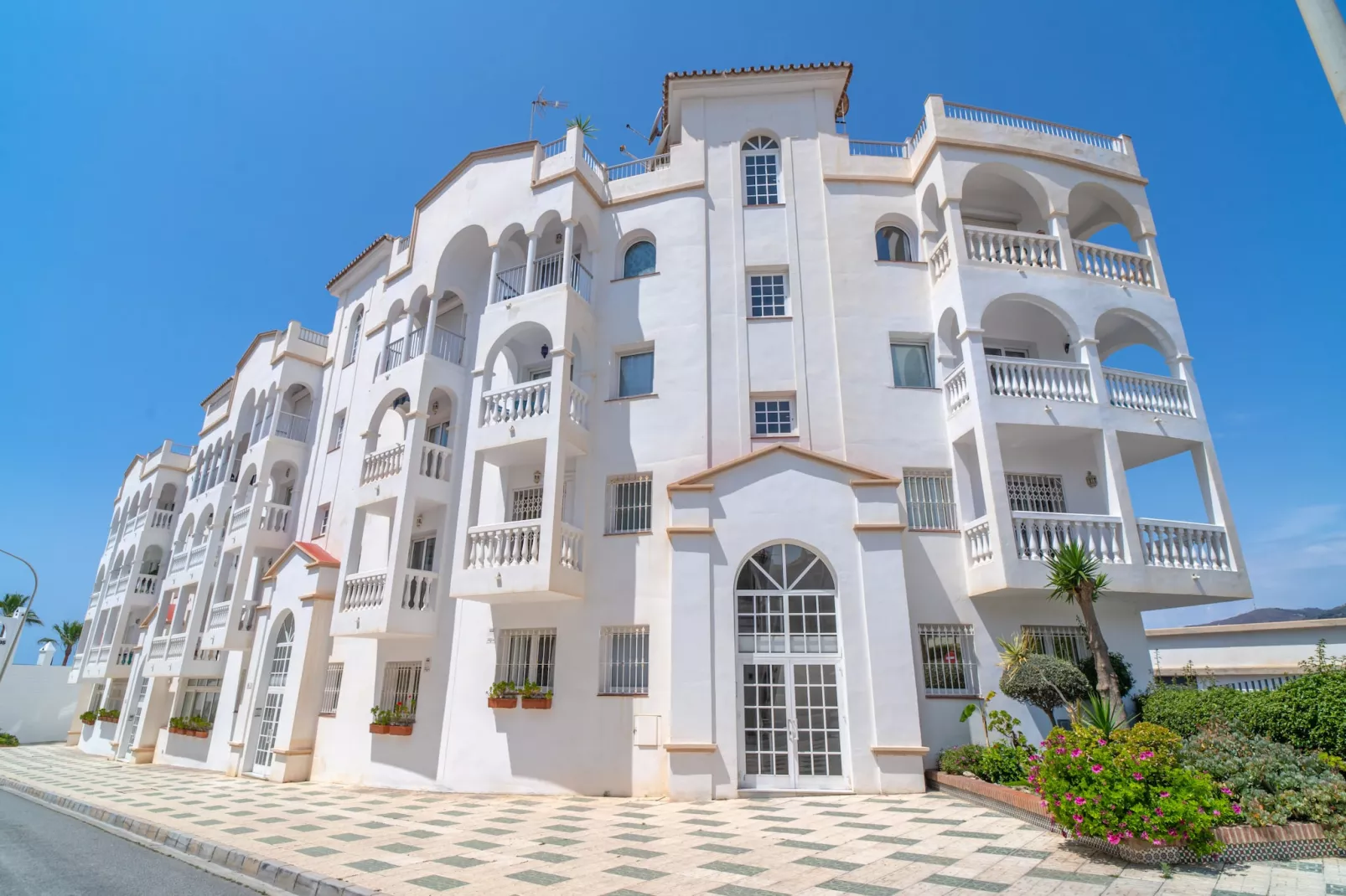 Stella Maris Beachfront B by Casasol