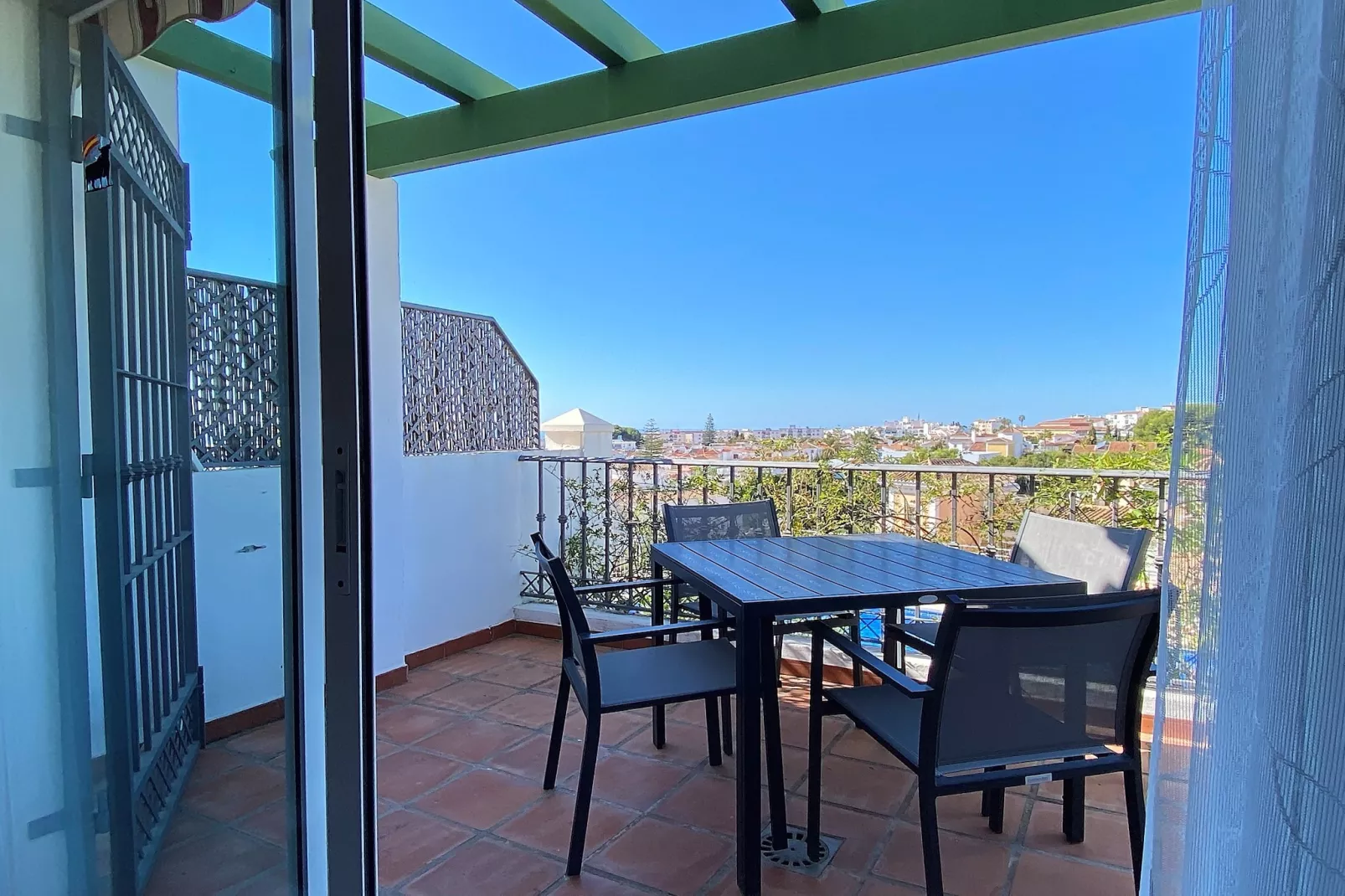 Fuentesol Casa Ekman by Casasol