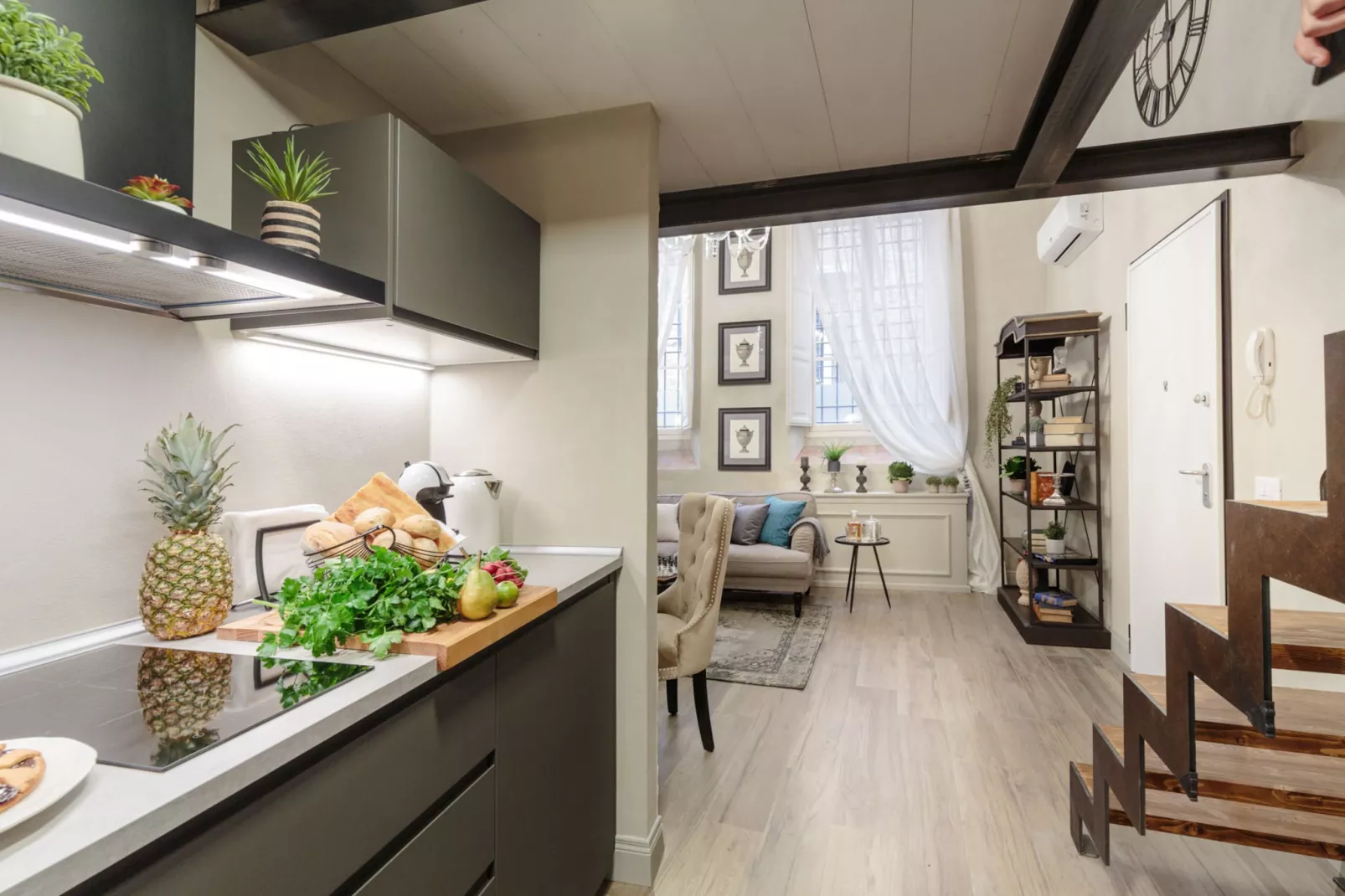 Paolo Guinigi Apartment Suite