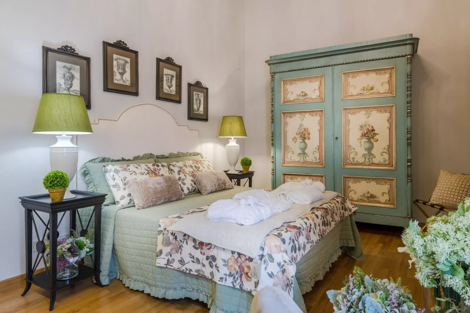 Castruccio's Heritage Haven