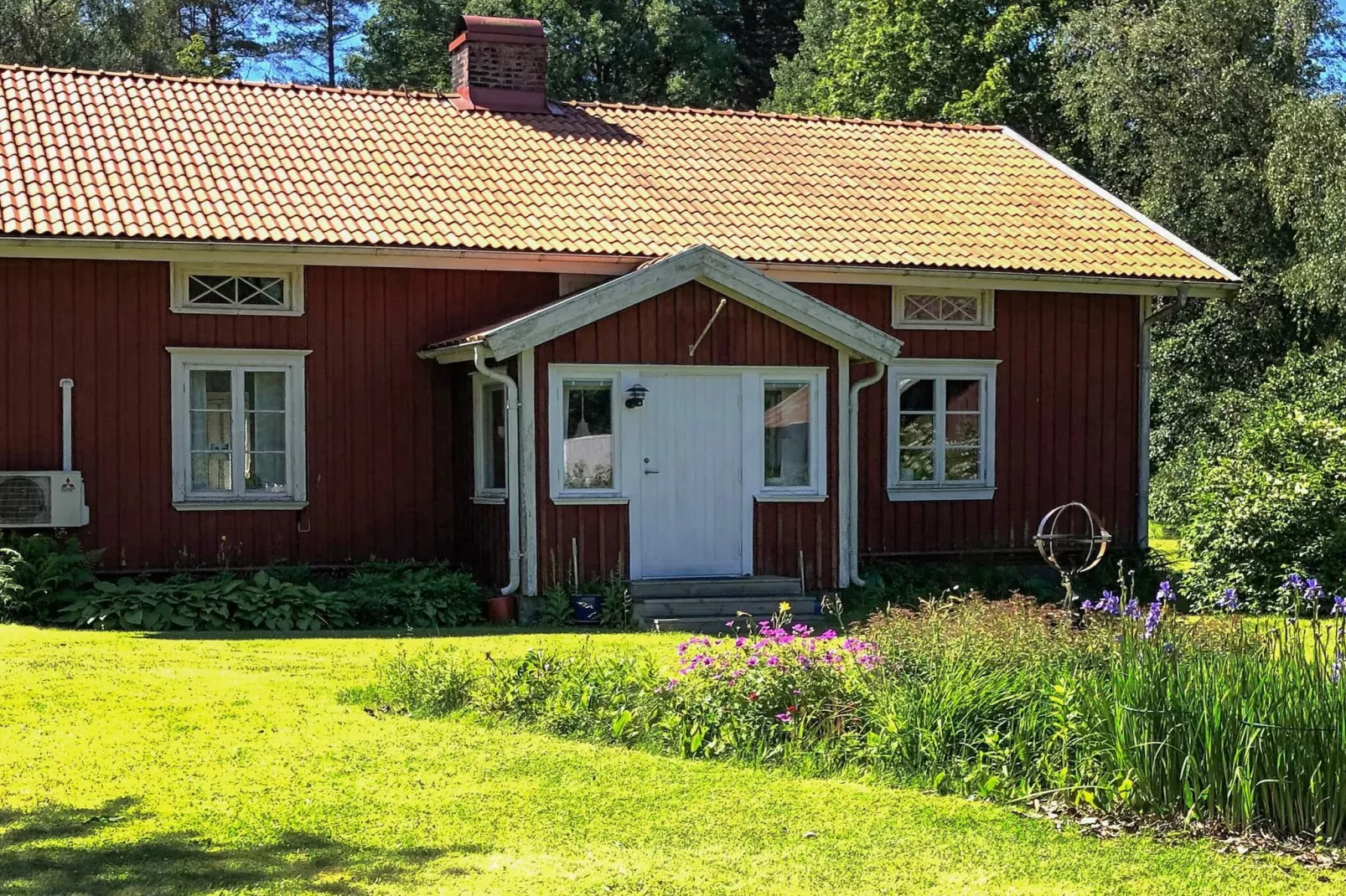 4 Sterne Ferienhaus in LJUNG - Im Freien