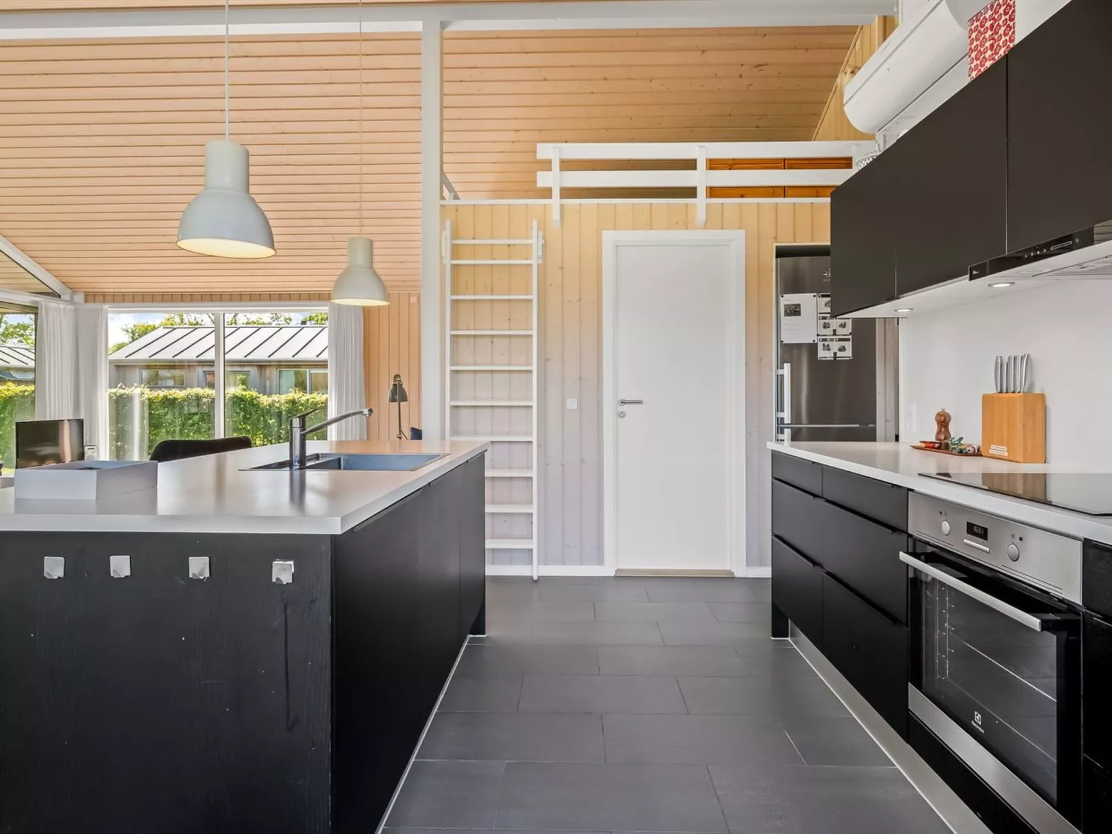 "Kody" - 400m from the sea-Inside