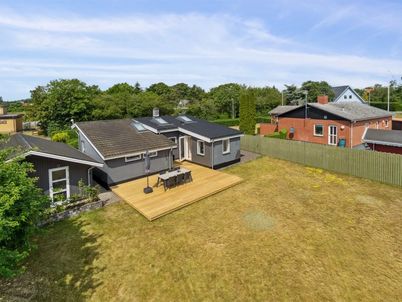 "Dreng" - 250m from the sea