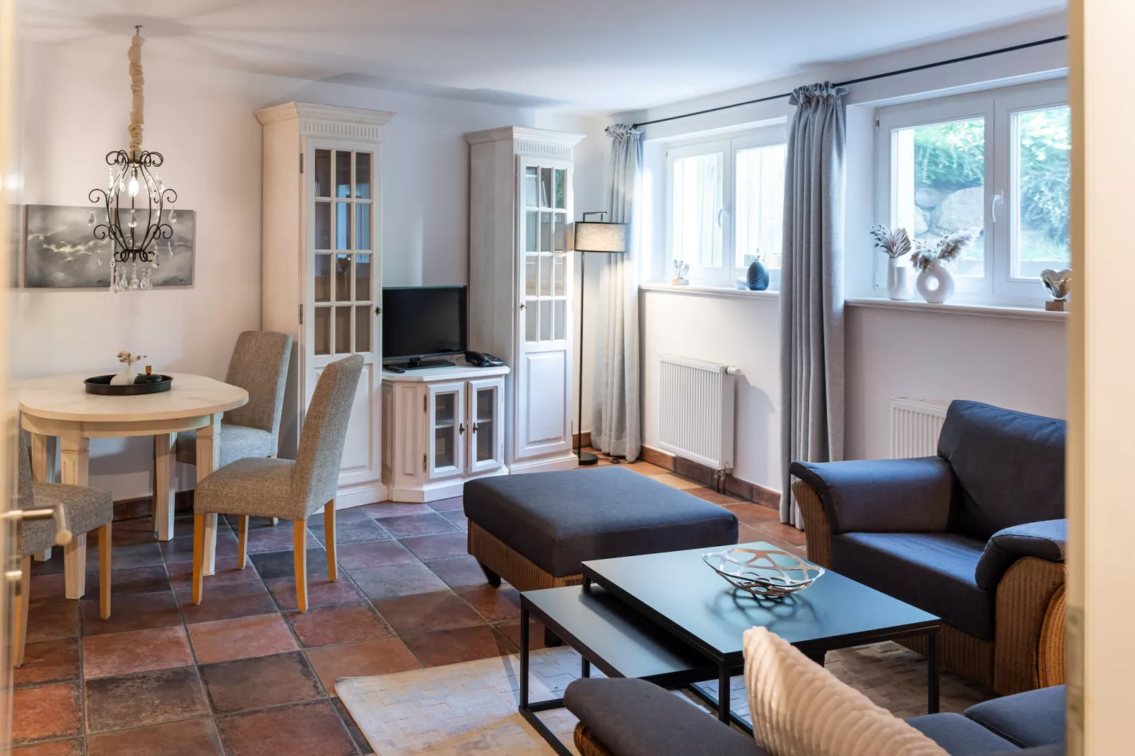 Haus Sonne - Souterrain Fewo - Strandhotel Fischland