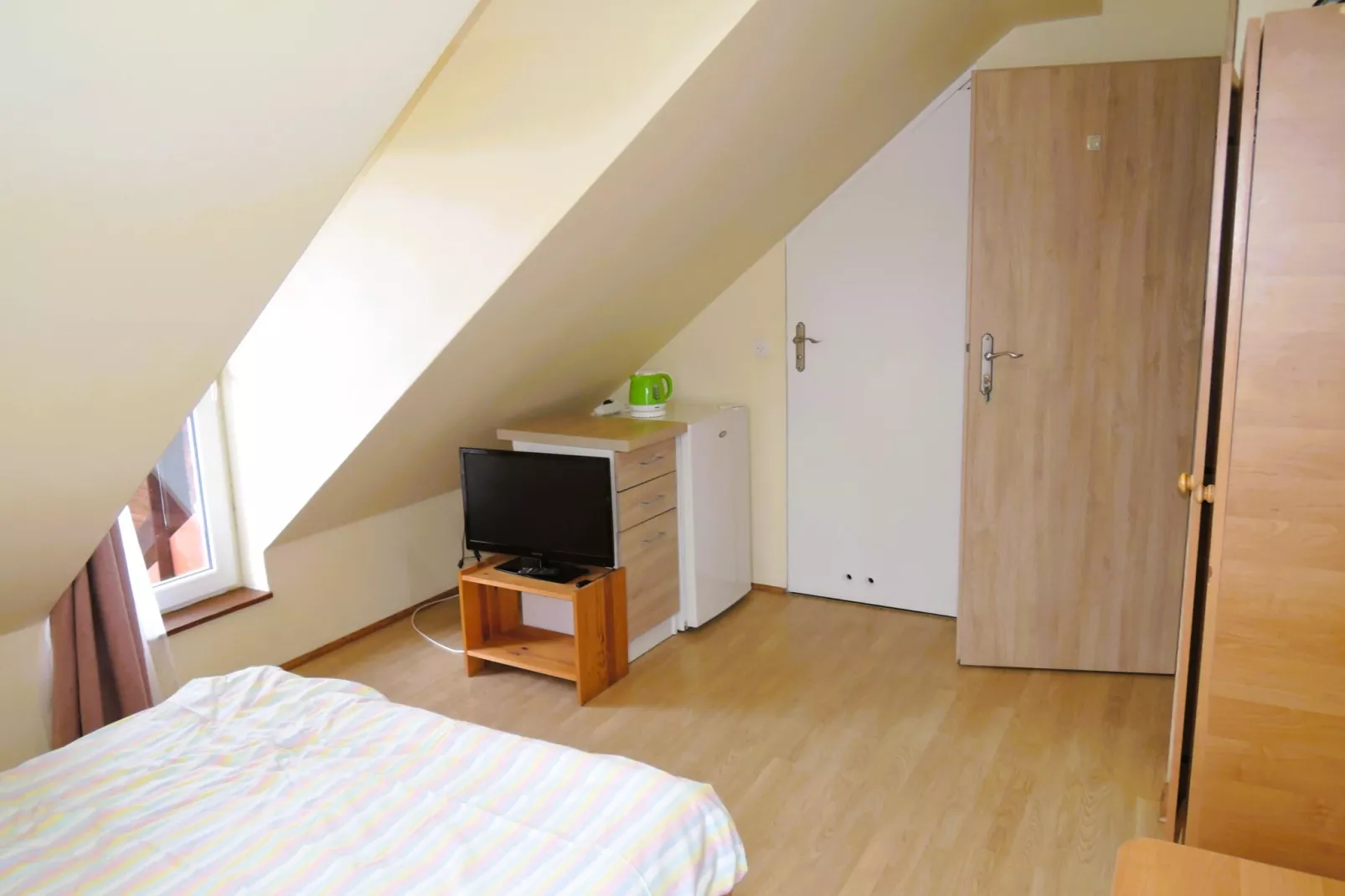 Pokój 2 osobowy nr 6 - widok na Zalew
