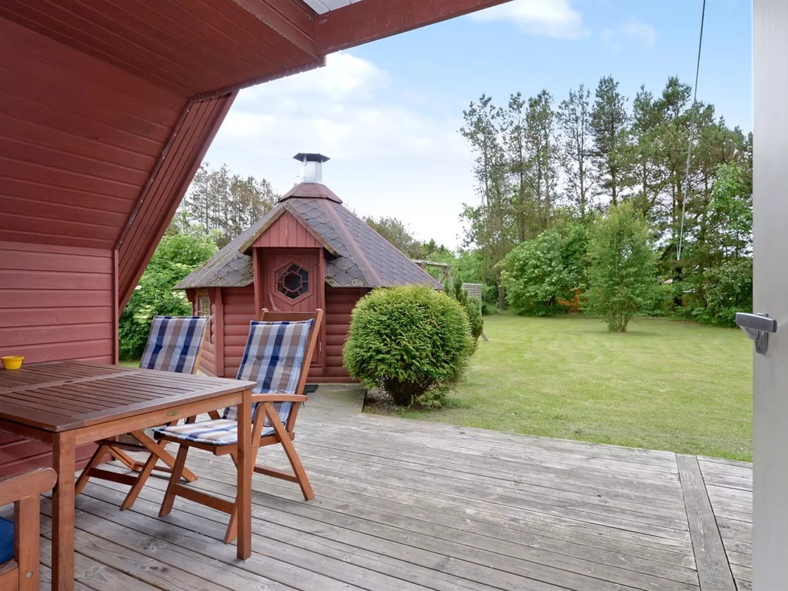 "Hannele" - 10km from the sea-Dehors