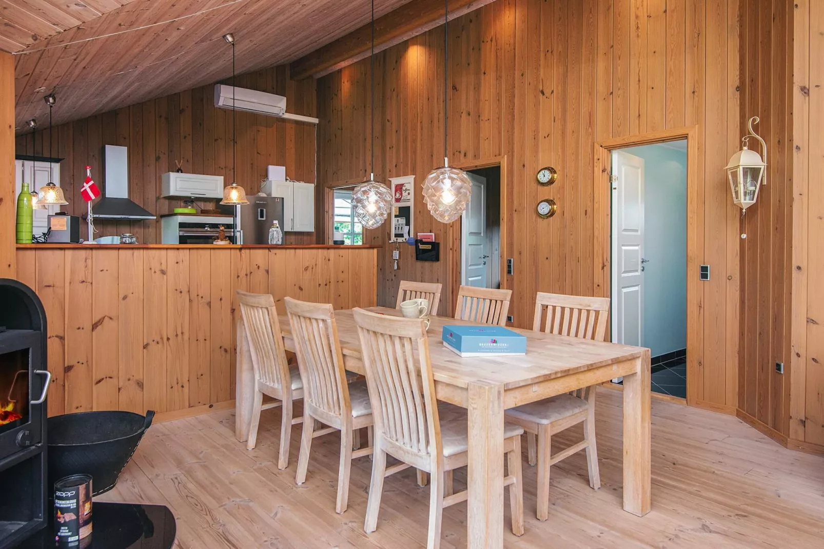 8 person holiday home in Glesborg-Indoor
