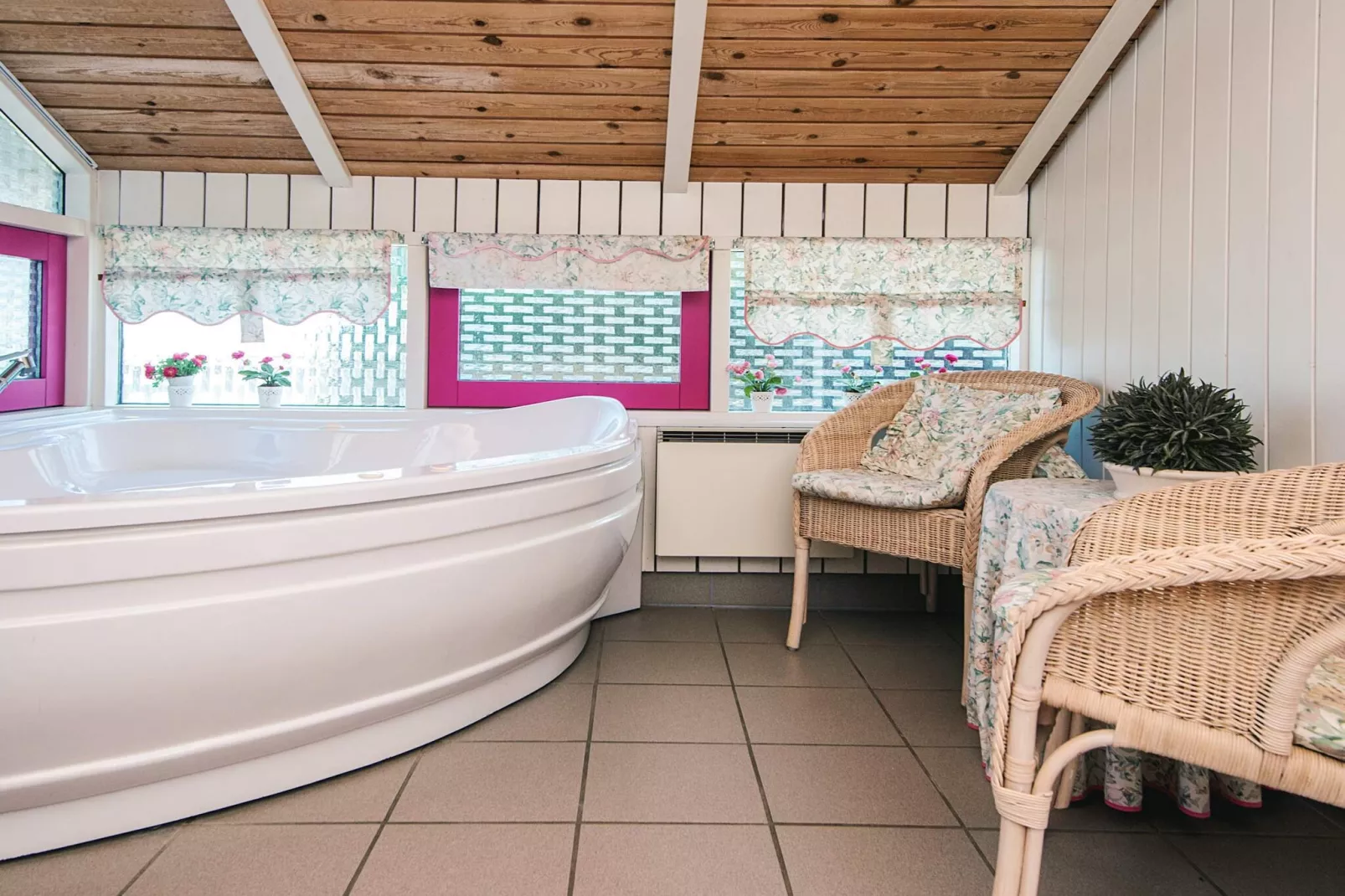 8 person holiday home in Glesborg