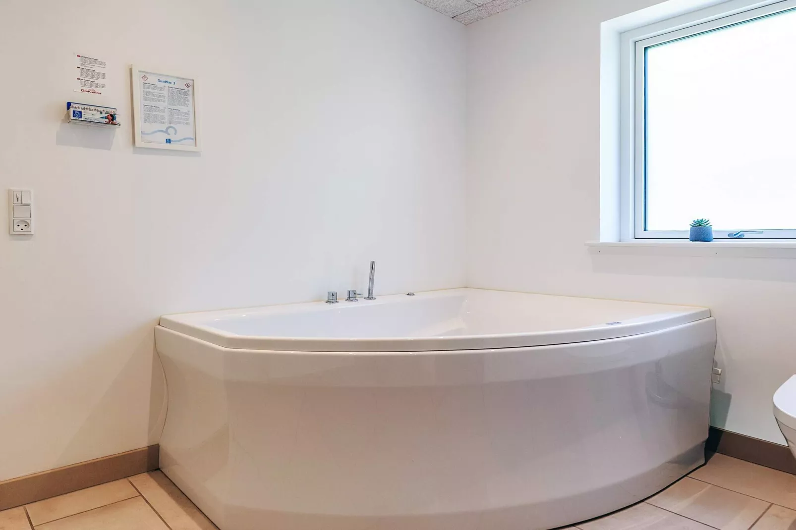 14 Personen Ferienhaus in Væggerløse-By Traum-Wellnessbereich