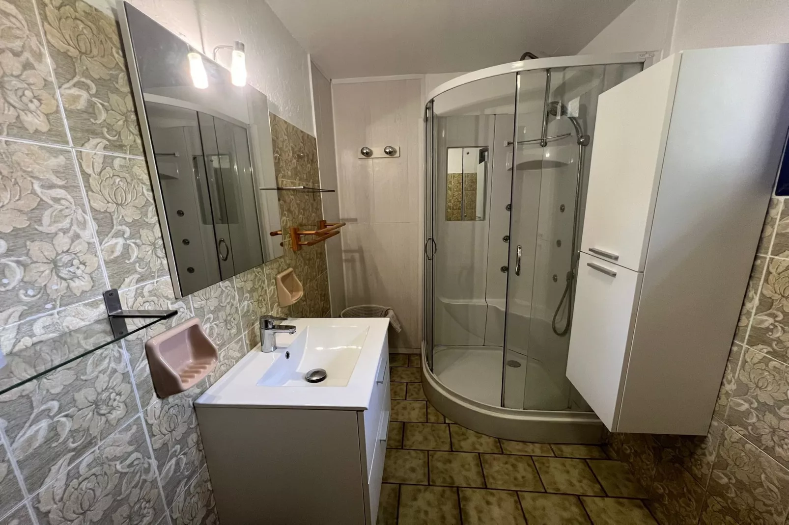 Ferienhaus in Cagnes-sur-Mer Villa Lou Pantail-Bathroom