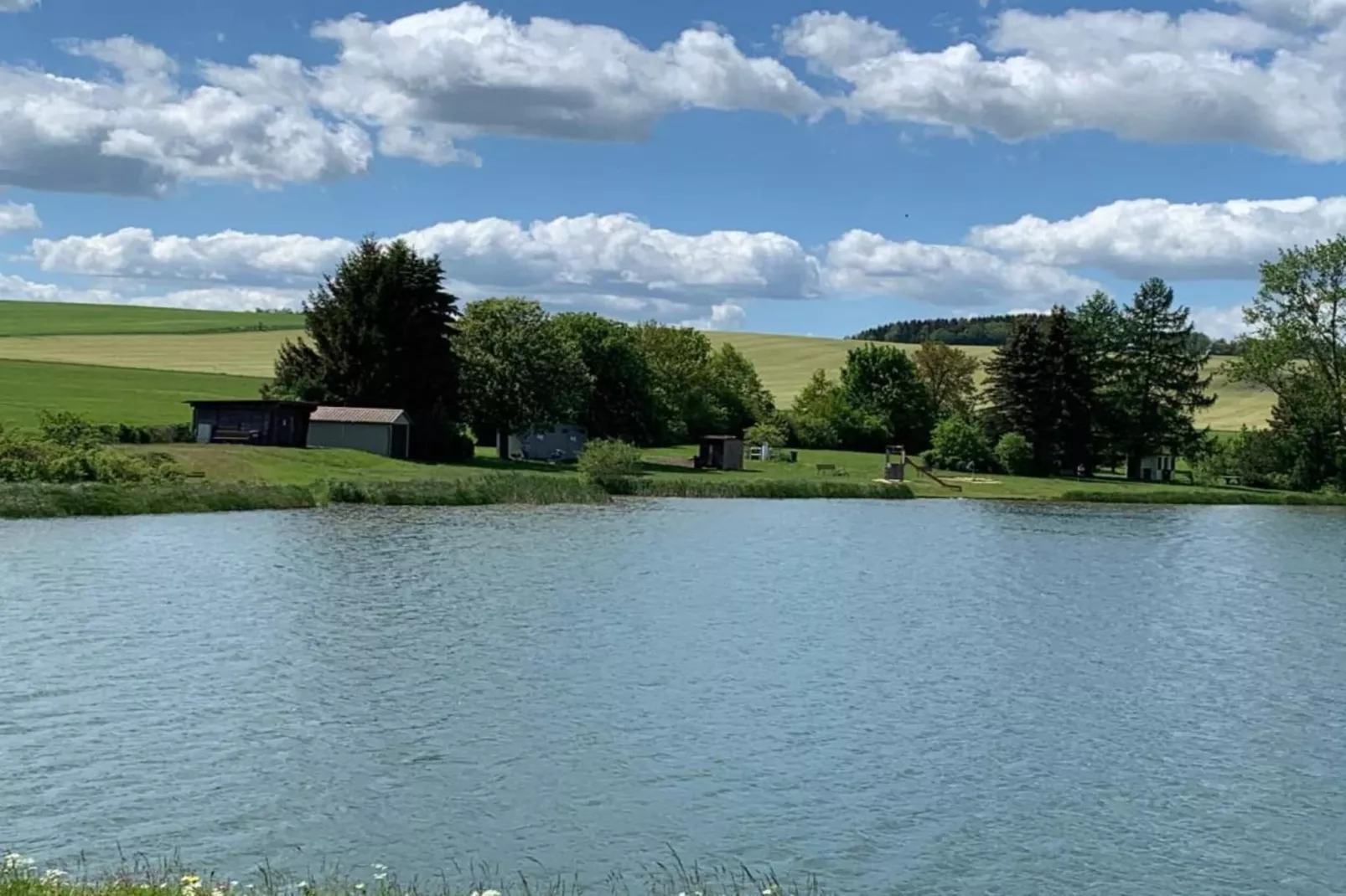Maja-Areas within 20km in summer