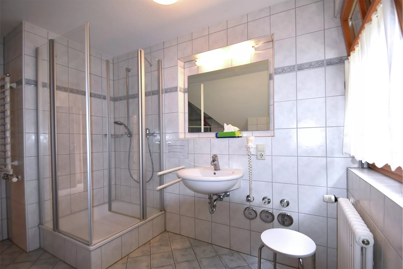 Im Rheintal-Bathroom
