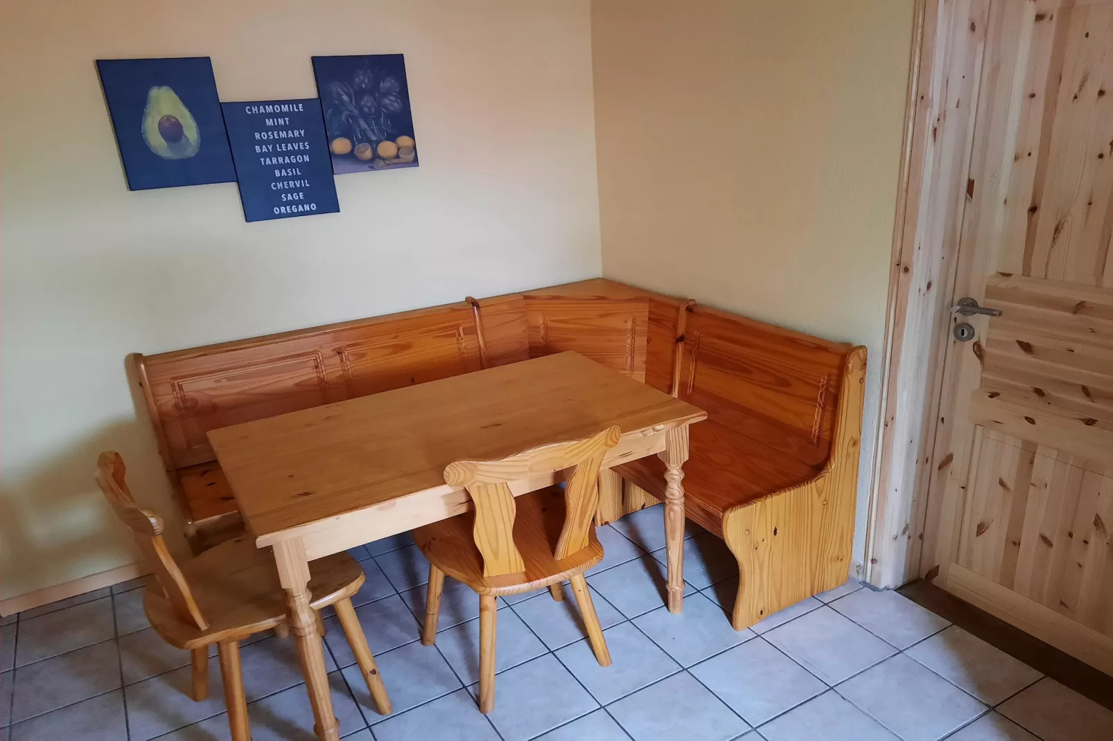 Bungalow 6 Waren-Salle à manger