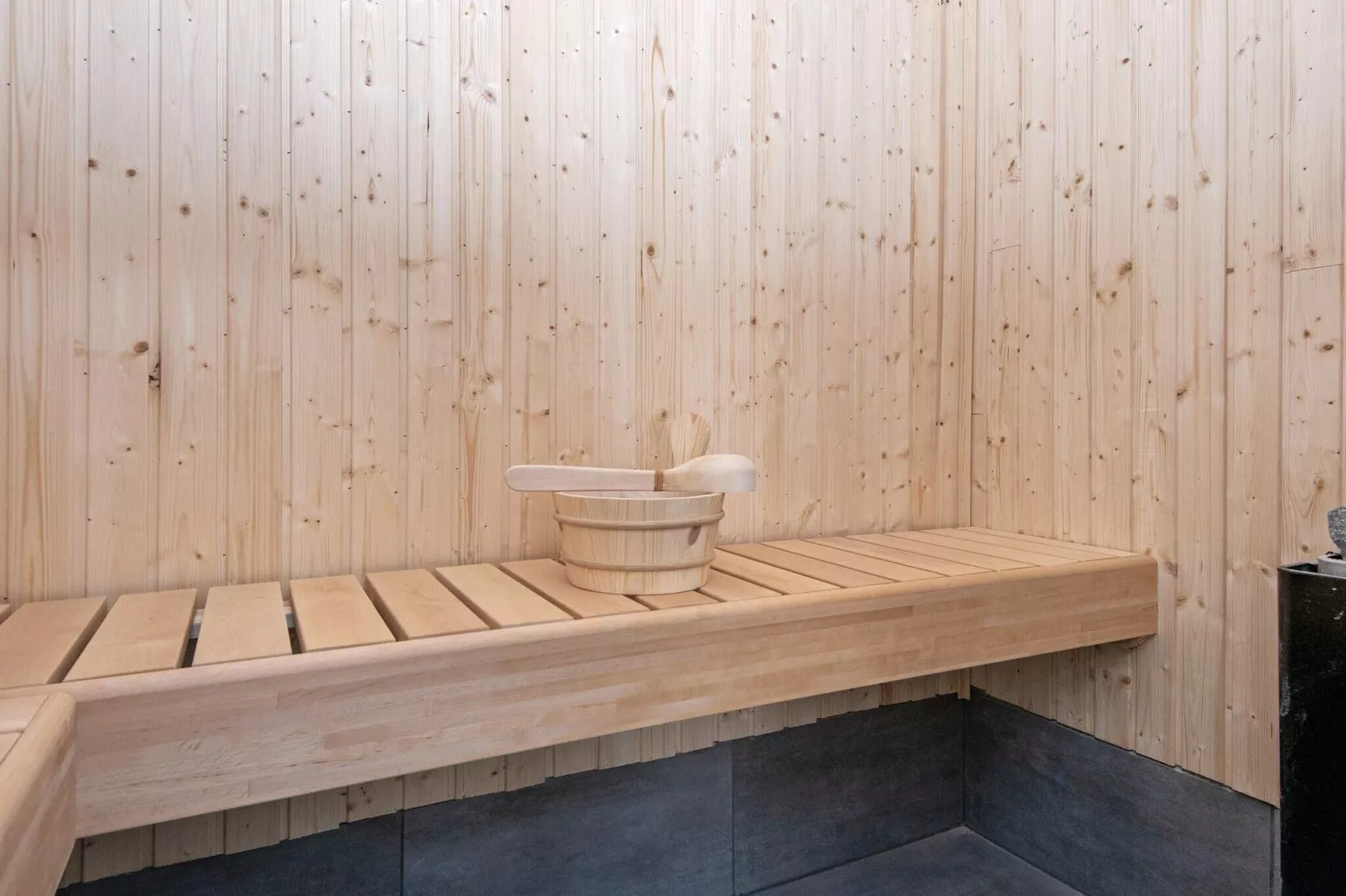Luxury Retreat with Pool - By Traum Ferienwohnungen-Indoor