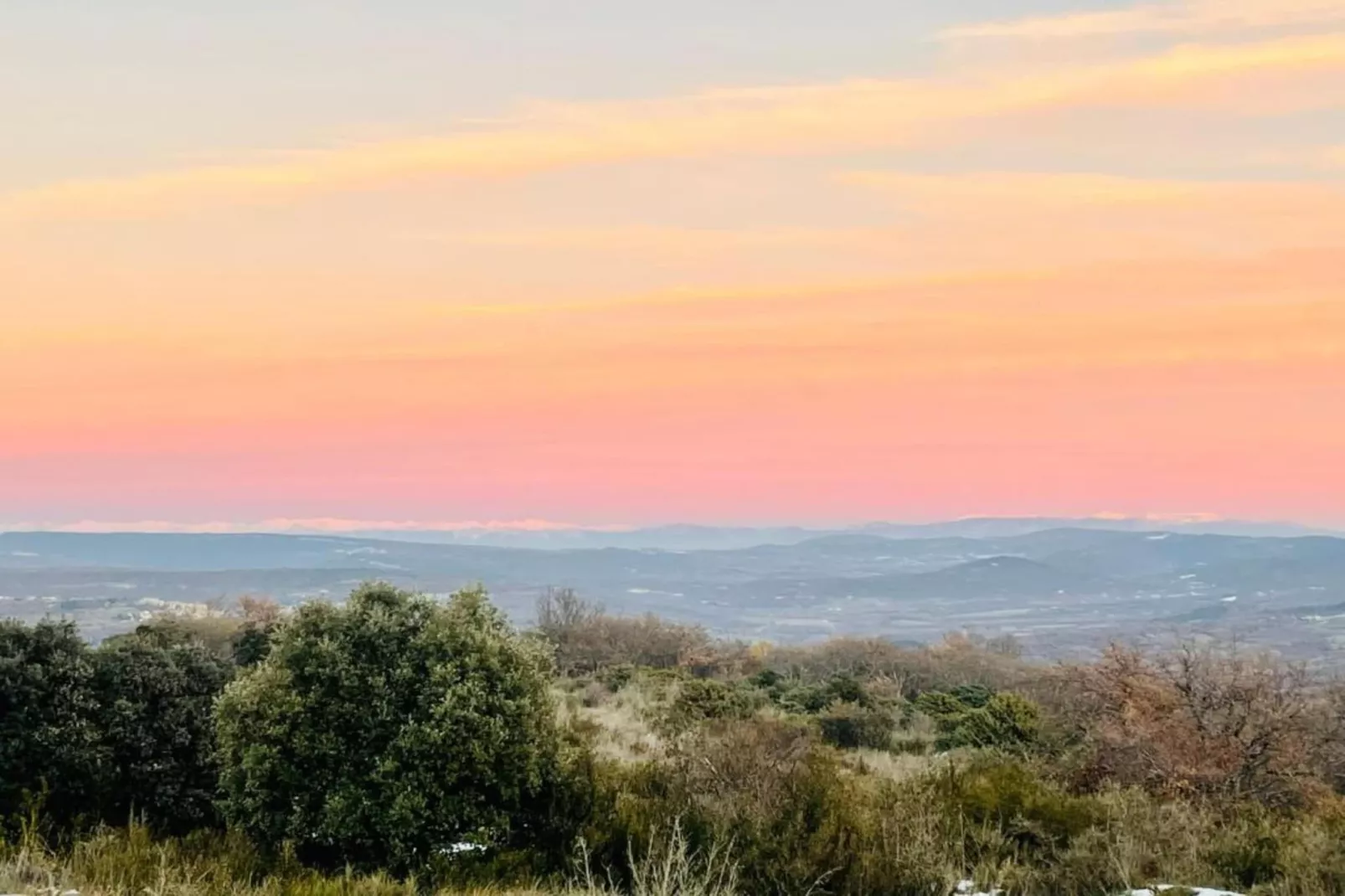 Luberon-Areas within 20km in summer