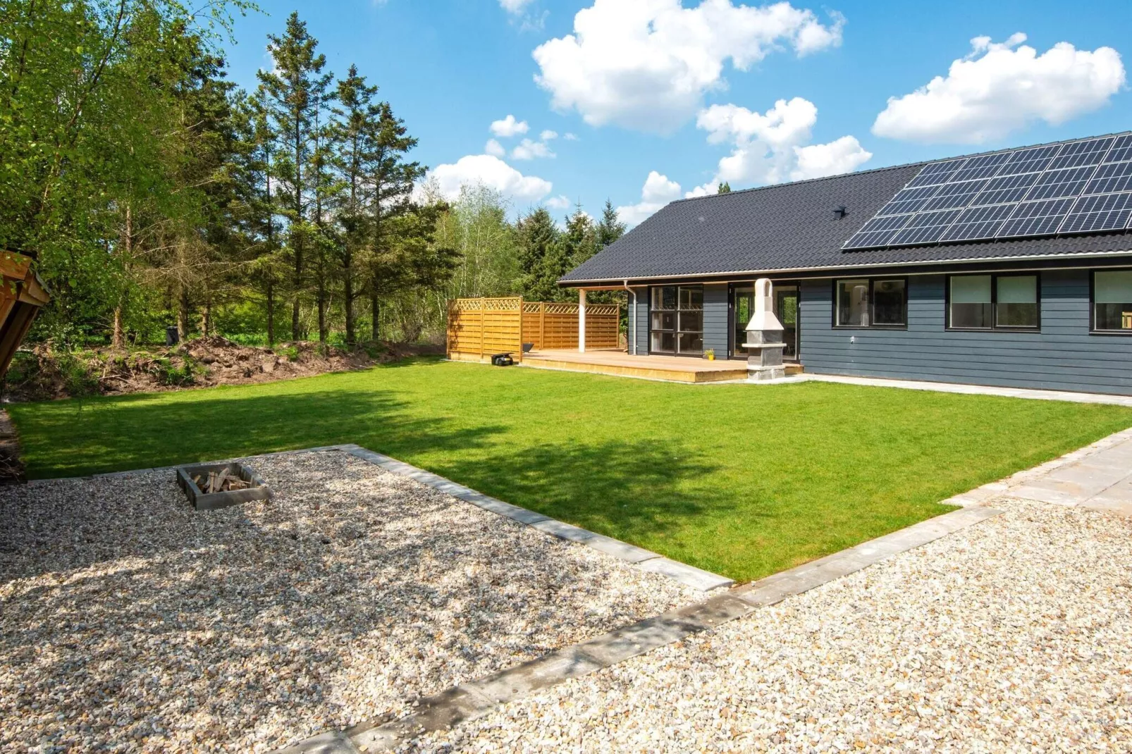 Luxury Retreat with Pool - By Traum Ferienwohnungen-View