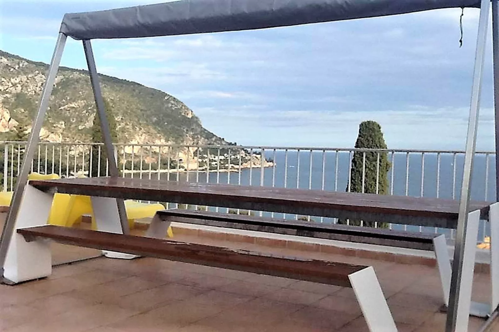 Antonino-Terrace balcony