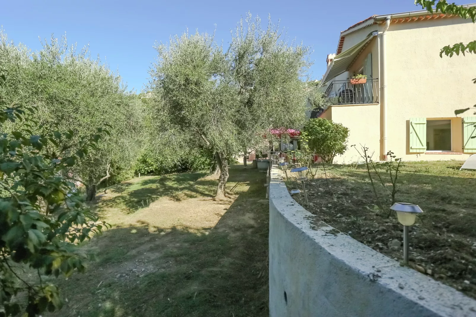 La Bergerie-Garten Sommer