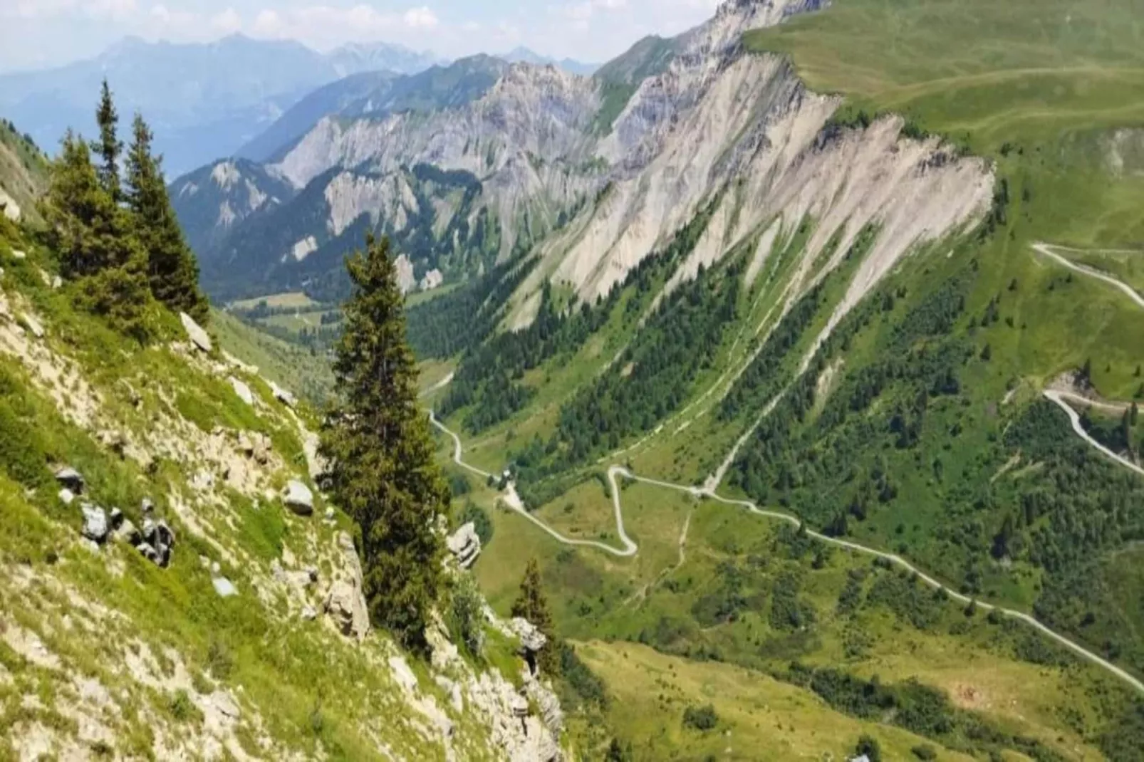 Les Fermes de Saint Sorlin 6-Areas within 20km in summer