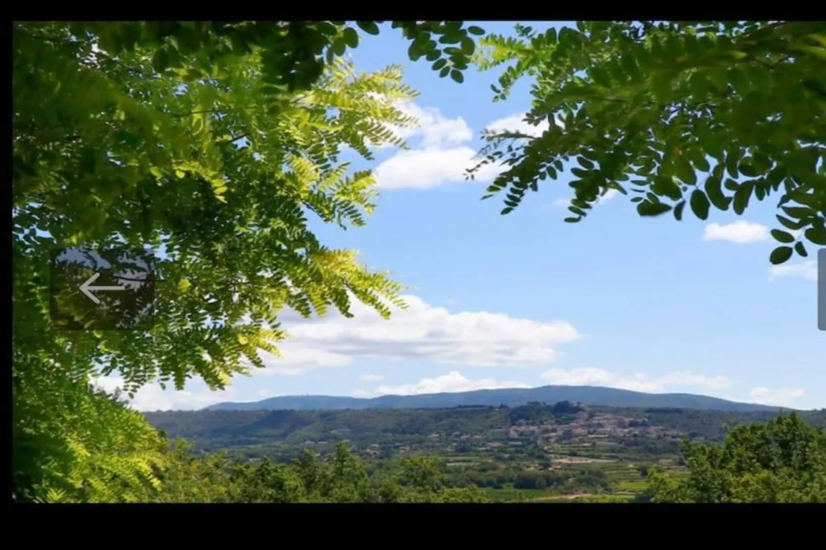 Les 4 Soleils 3-Areas within 20km in summer