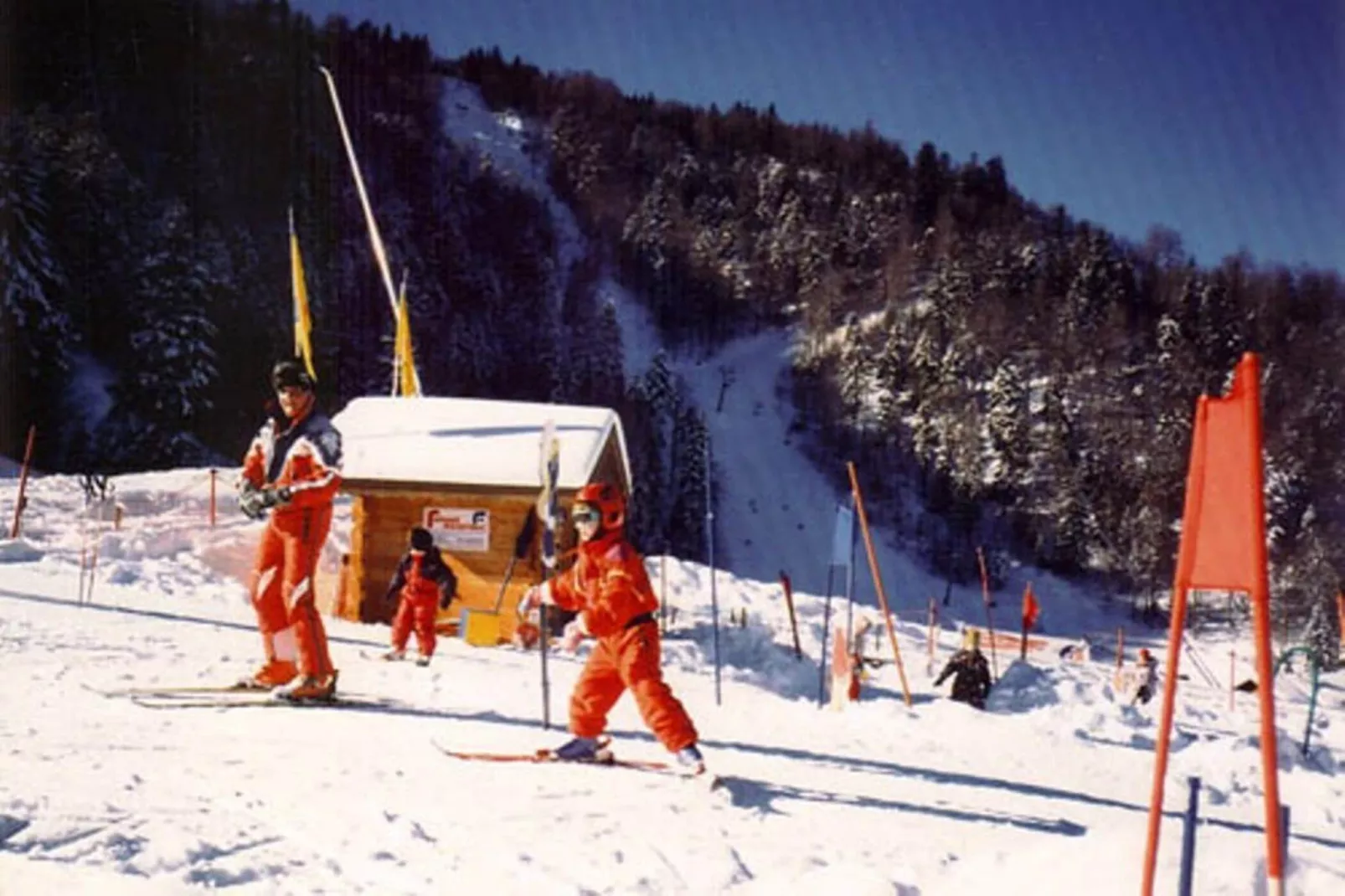 Les Chalets des Ayes 9-Areas within 5km in summer