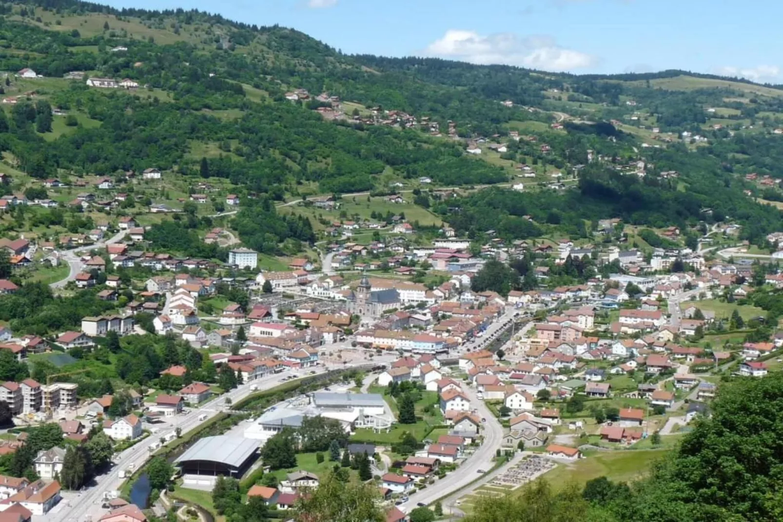 Le Renard-Areas within 20km in summer
