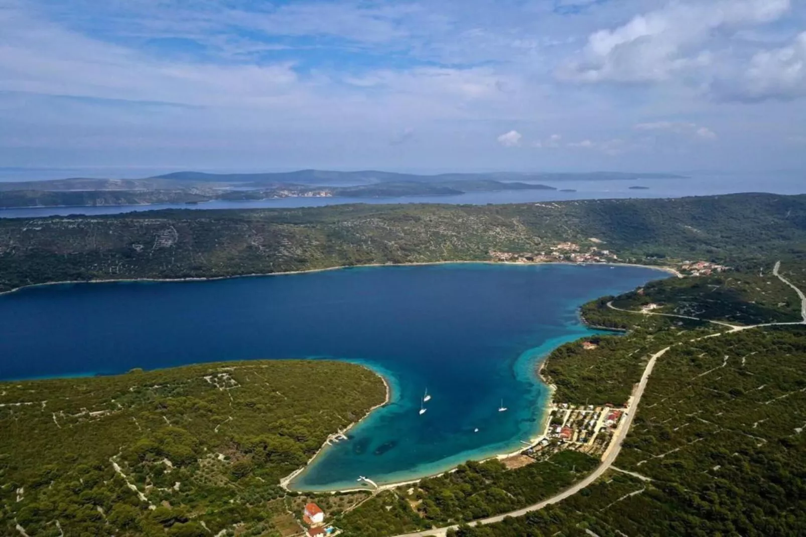 Gorgonia S2-Areas within 1km in summer