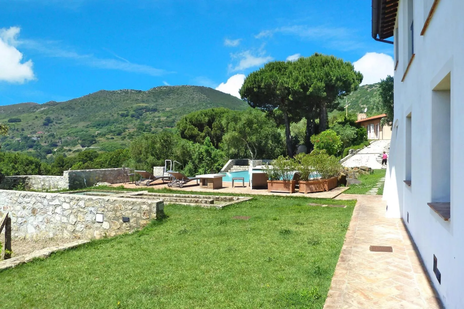 Ferienresidence La Chiusa di Rio Rio nell'Elba Typ Bilo piano terra/primo piano-Jardins en été