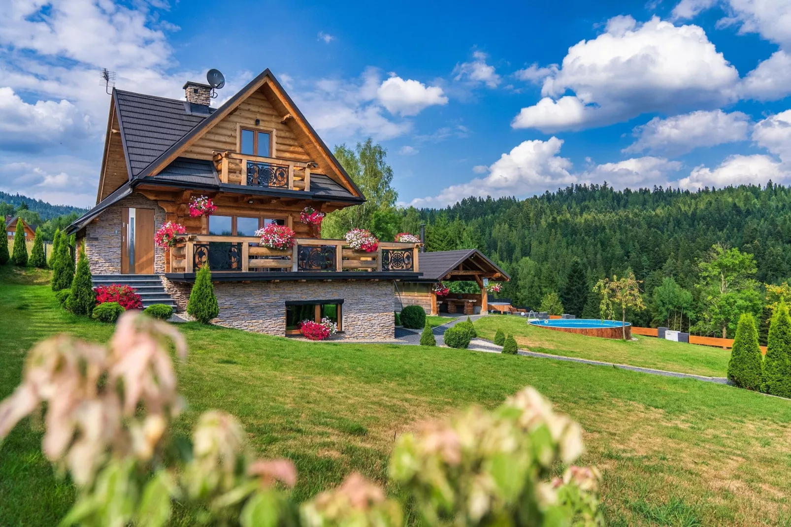 A luxury villa in the Tatra Mountains-Außenbereich Sommer