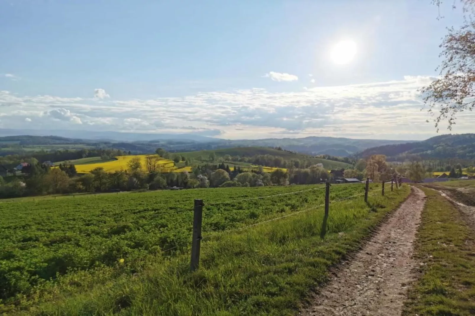 Dolina Bobru-Areas within 5km in summer