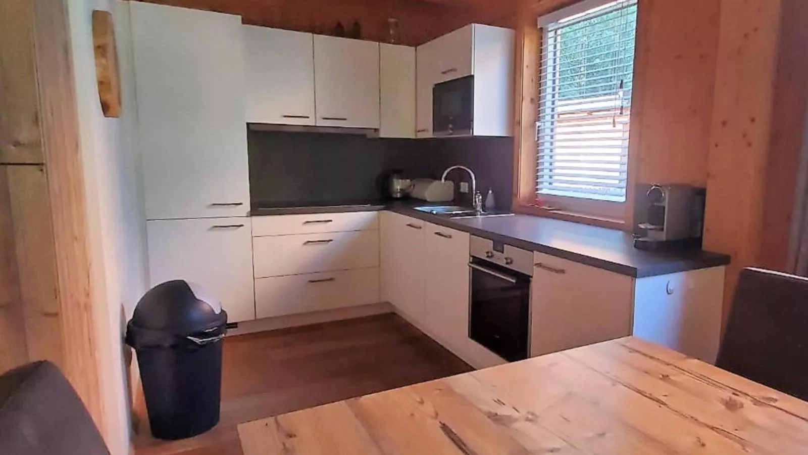 Mur-Chalet St Michael-Kitchen